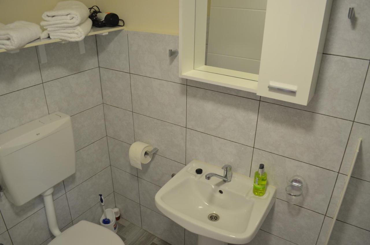 Rooms & Apartments Infinity Rijeka Exterior photo